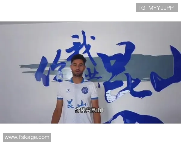 挑战热爱足球明星的你让我们一起揭开他们背后的故事与奋斗历程 挑战热爱足球明星的你让我们一起揭开他们背后的故事与奋斗历程